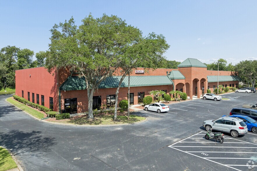 1440 N Nova Rd, Daytona Beach, FL à louer - Photo de l’immeuble – Image 3 sur 10