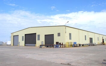 1200 N Maitlen Dr, Cushing, OK à louer Photo de l’immeuble– Image 2 sur 5