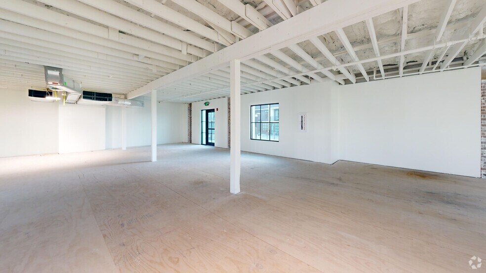 1246 Central Ave, Saint Petersburg, FL à louer - Numérisation 3D Matterport – Image 3 sur 26