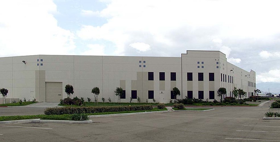 4550 Wineville Ave, Jurupa Valley, CA à louer - Photo de l’immeuble – Image 2 sur 11