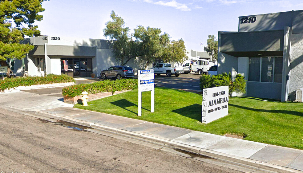 1220 W Alameda Dr, Tempe, AZ à louer - Photo de l’immeuble – Image 2 sur 7