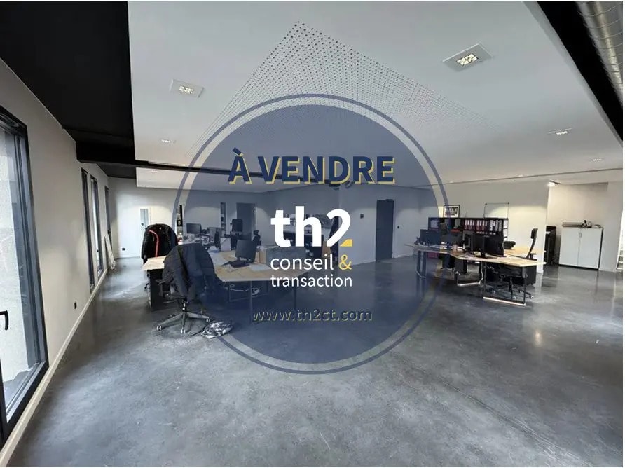 Industriel/Logistique dans Bretteville-sur-Odon à vendre Photo de l’immeuble– Image 1 sur 11
