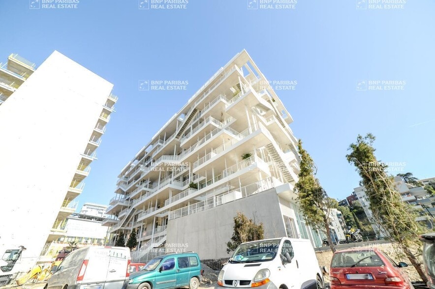 Bureau dans Nice à louer - Photo de l’immeuble – Image 2 sur 15