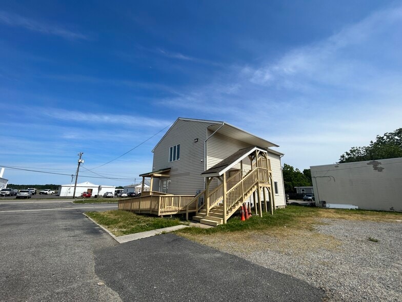 117 S First Colonial Rd, Virginia Beach, VA à louer - Photo principale – Image 1 sur 2