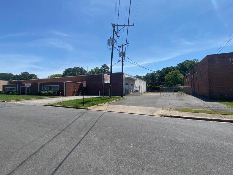 2419 Grenoble Rd, Richmond, VA à louer - Photo de l’immeuble – Image 3 sur 12