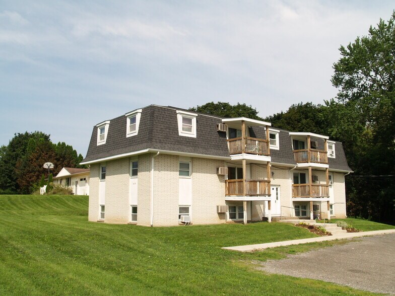8479-8481 East Ave, Gasport, NY à vendre - Photo de l’immeuble – Image 1 sur 18