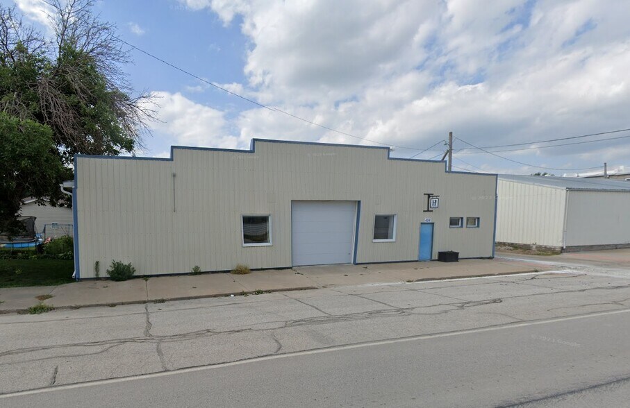 404 Front St, Neola, IA à vendre - Photo de l’immeuble – Image 2 sur 4