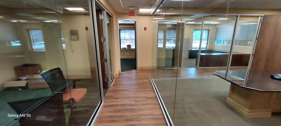 61-89 Avenue K, Newark, NJ à louer - Photo intérieure – Image 3 sur 15