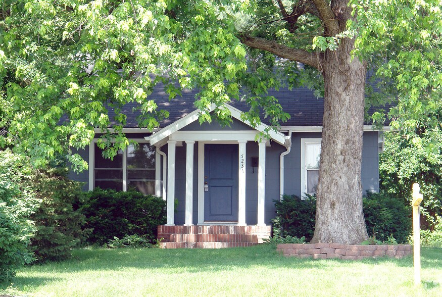 5236 Winthrop Ave, Indianapolis, IN à vendre - Photo de l’immeuble – Image 2 sur 2