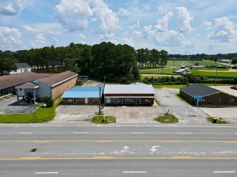 115 W Boulevard, Williamston, NC à vendre - Photo de l’immeuble – Image 3 sur 38