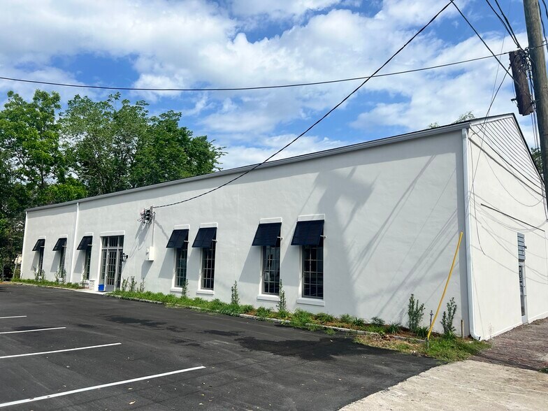 341 E Bay St, Charleston, SC à louer - Photo de l’immeuble – Image 1 sur 26
