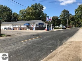Plus de détails pour 10673 W Saint Charles Rd, Sumner, MI - Local commercial à vendre