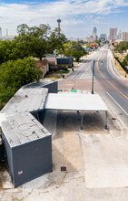 1802 E Commerce St, San Antonio, TX - VUE AÉRIENNE  vue de carte - Image1