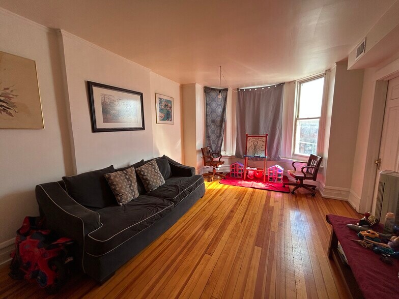 3462 W North Ave, Chicago, IL à vendre - Photo de l’immeuble – Image 3 sur 12