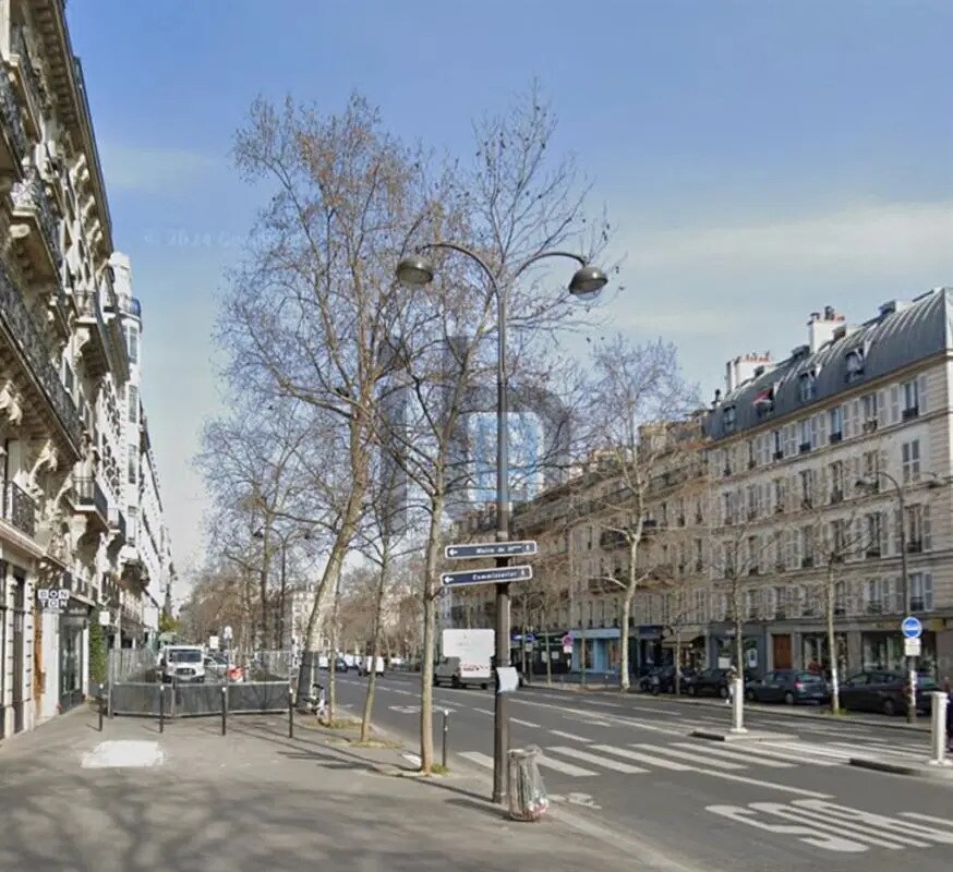 Local commercial dans Paris à louer Photo de l’immeuble– Image 1 sur 4