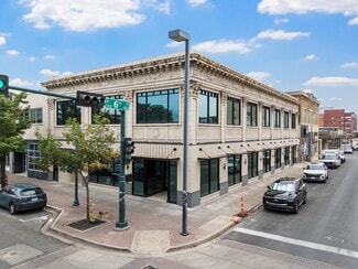 Plus de détails pour 526 Austin Ave, Waco, TX - Bureau à louer