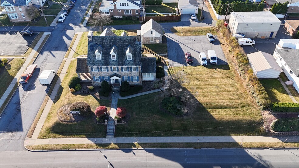 1505 W Broad St, Bethlehem, PA à vendre - Photo de l’immeuble – Image 2 sur 7