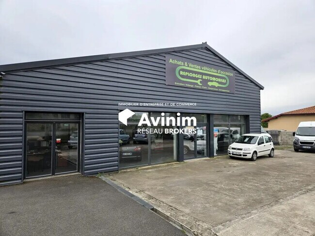 Plus de détails pour Local commercial à louer