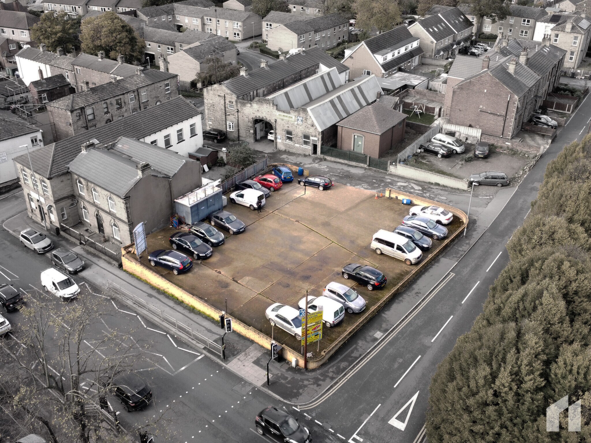 2 Commercial st, Heckmondwike à louer Photo de l’immeuble– Image 1 sur 7