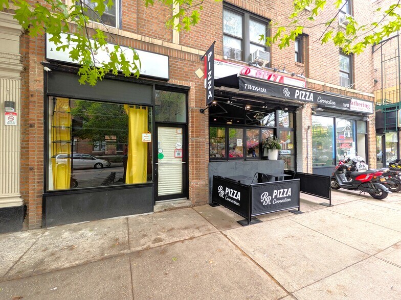 32-20 34th Ave, Astoria, NY à louer - Photo principale – Image 2 sur 3
