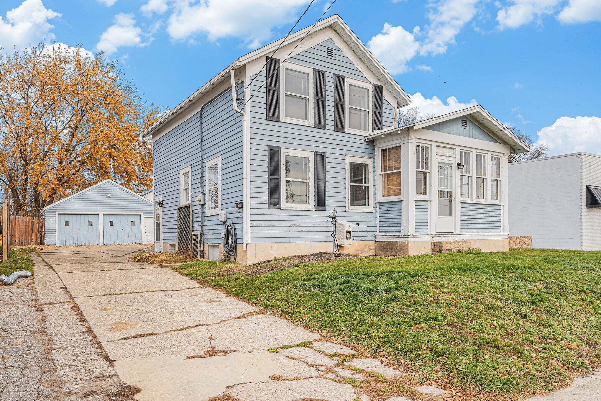 3981 White St SW, Grandville, MI à vendre Photo principale– Image 1 sur 12