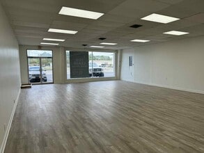 1815 6th Ave SE, Decatur, AL à louer Photo intérieure– Image 1 sur 5