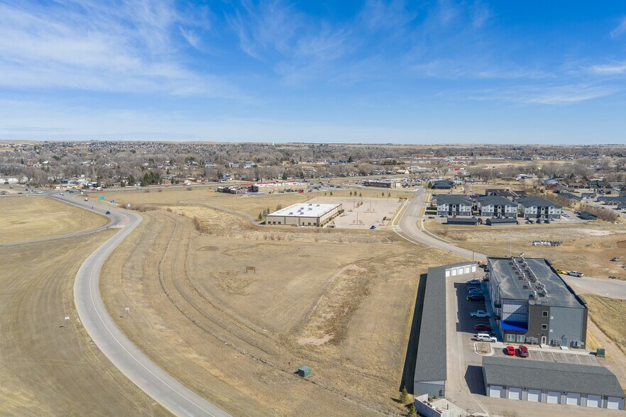 3222 Jaffa Garden Way, Rapid City, SD à vendre - Photo de l’immeuble – Image 2 sur 7