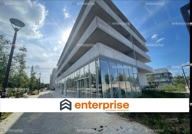 Plus de détails pour Local commercial à vendre