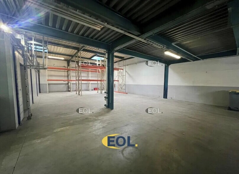 11-13 Rue Henri Farman, Tremblay-en-France à louer - Photo de l’immeuble – Image 3 sur 6