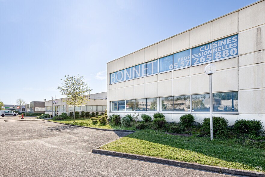 10 Avenue Des Trois Cardinaux, Bordeaux à louer - Photo de l’immeuble – Image 2 sur 9