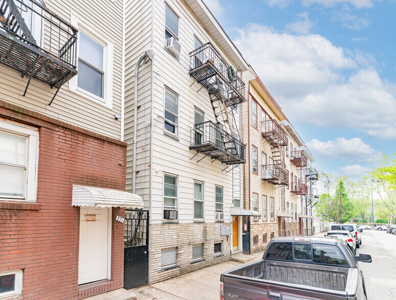 369 E Kinney St, Newark, NJ à vendre - Photo de l’immeuble – Image 3 sur 61