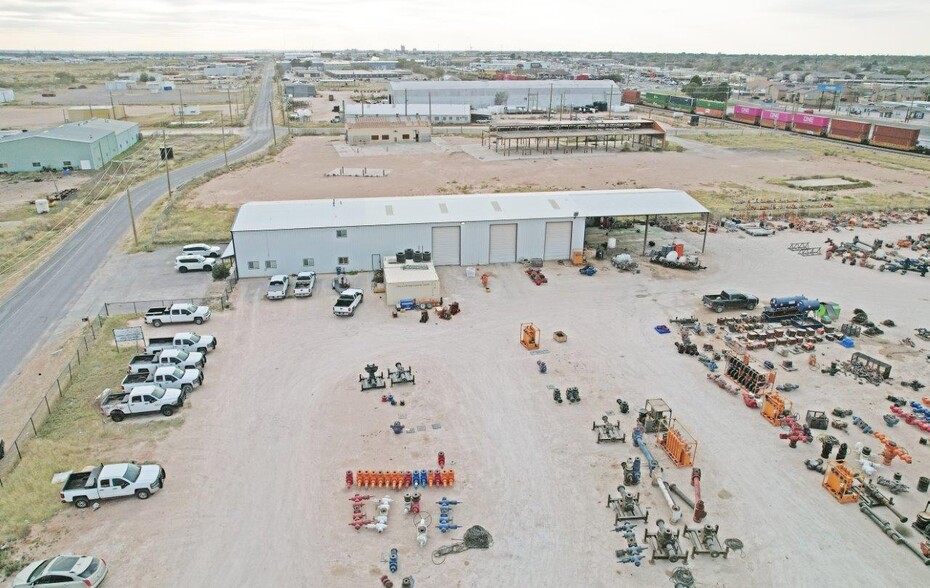 2741 E Pearl St, Odessa, TX à louer - Photo de l’immeuble – Image 1 sur 9
