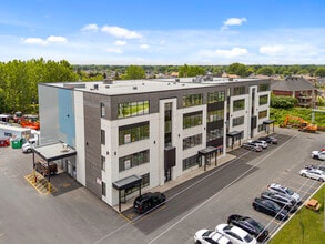 920 Av Simard, Chambly, QC à louer Photo de l’immeuble– Image 2 sur 8