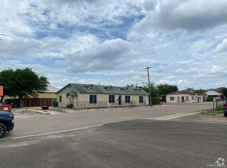 104 N Texas St, Rio Grande City, TX à vendre - Photo principale – Image 1 sur 6