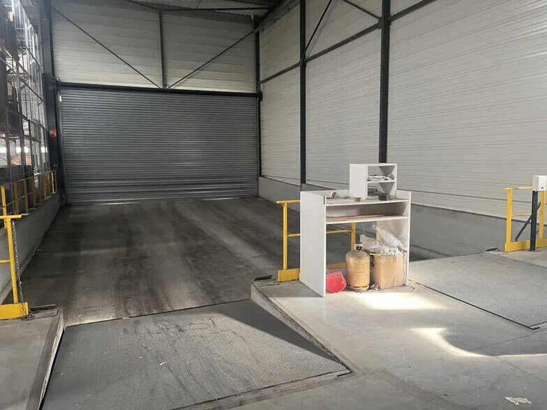 Bureau dans Blanquefort à louer - Photo intérieure – Image 2 sur 5