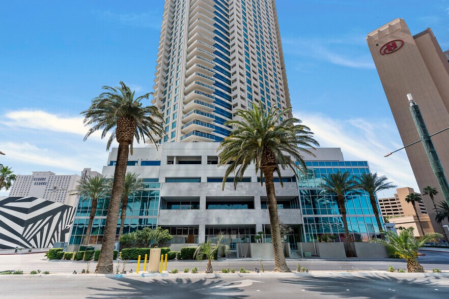 2700 Las Vegas Blvd, Las Vegas, NV à louer - Photo principale – Image 1 sur 5