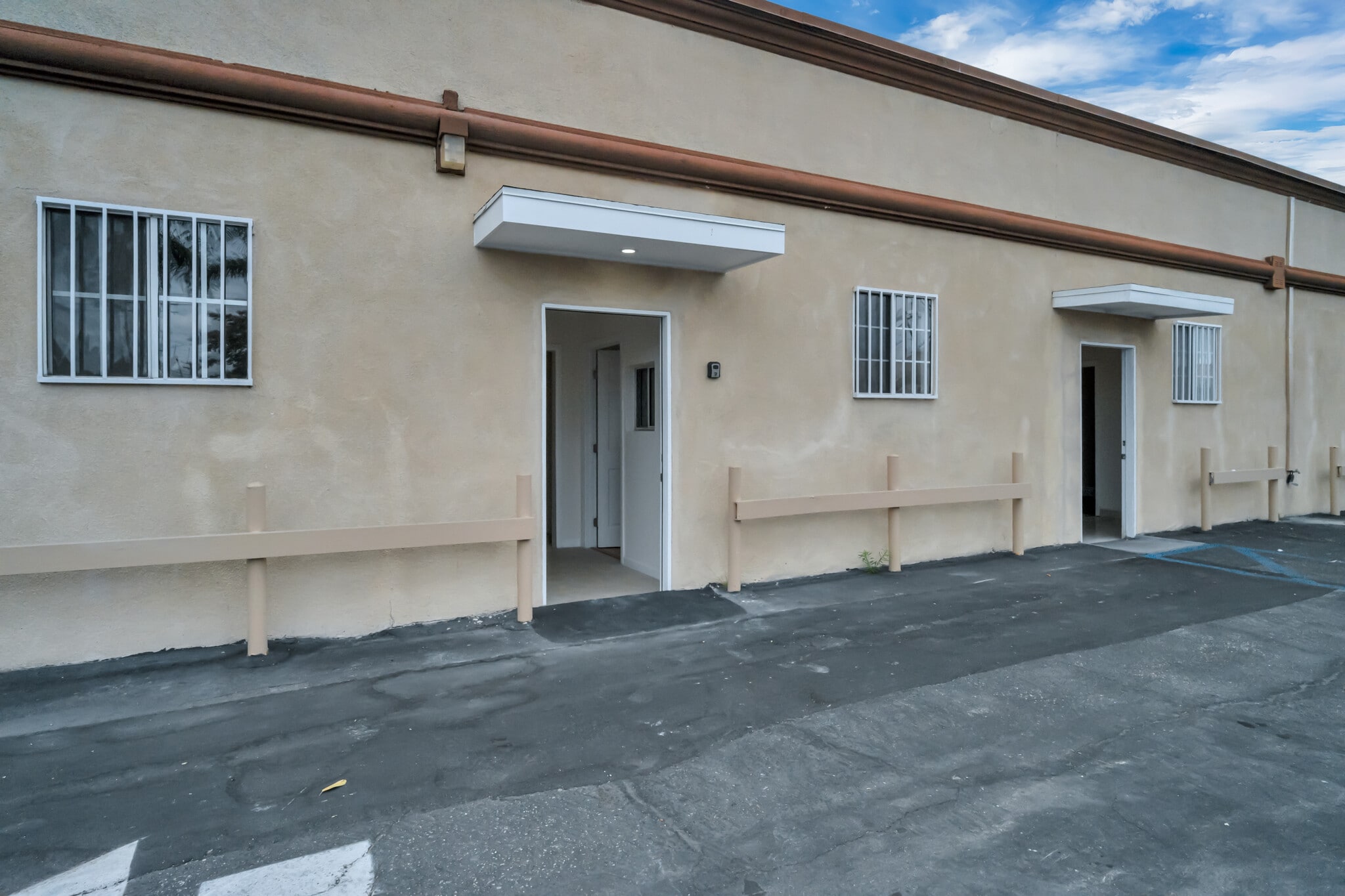 1830 Rosecrans ave, Gardena, CA à louer Photo de l’immeuble– Image 1 sur 14