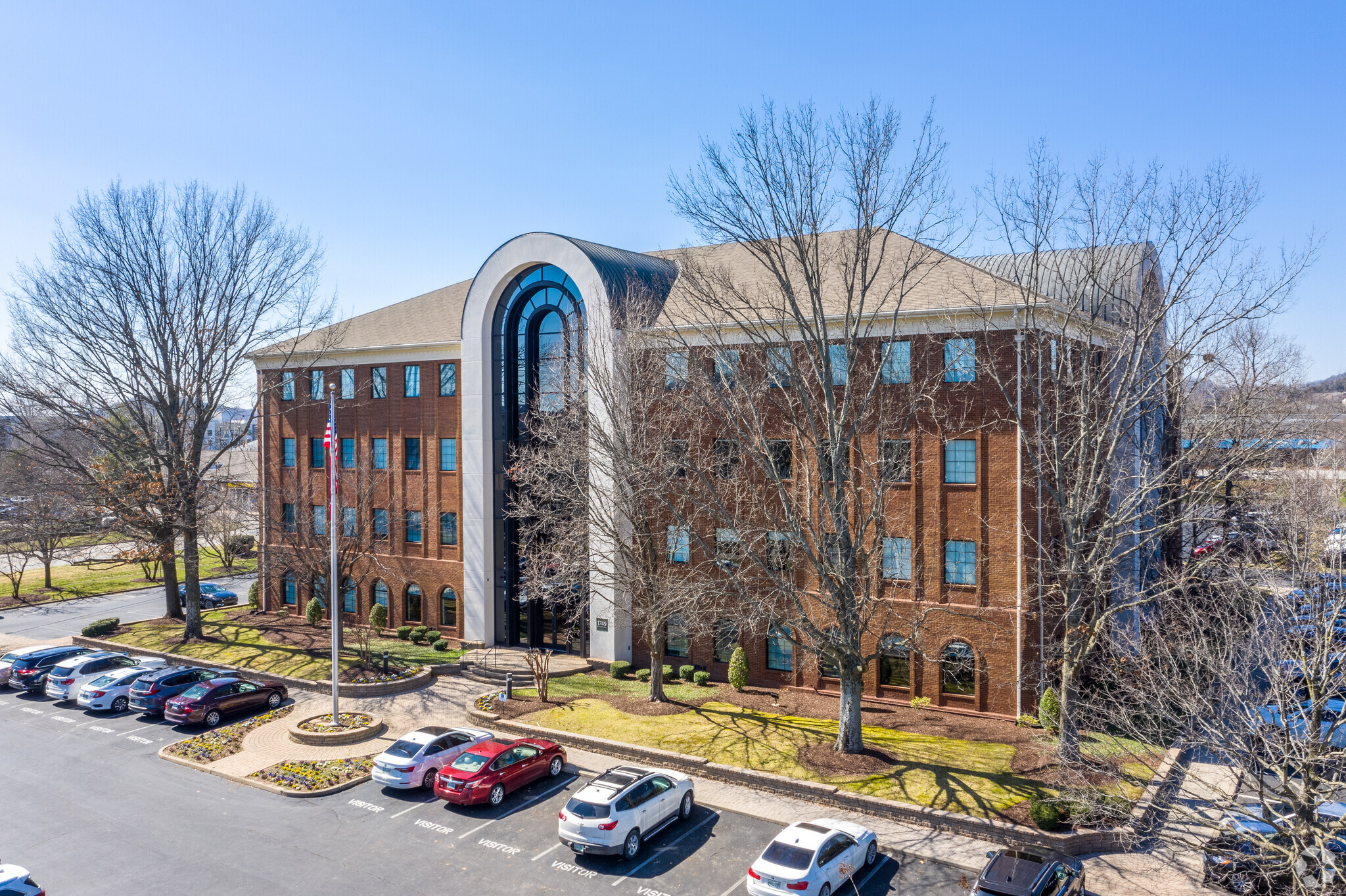 1749 Mallory Ln, Brentwood, TN à louer Photo de l’immeuble– Image 1 sur 20