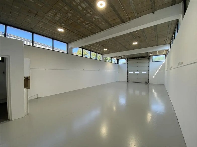 28 Rue Condorcet, Taverny à louer - Photo de l’immeuble – Image 1 sur 7