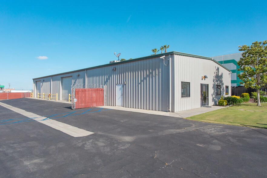 138 Coremark Ct, Bakersfield, CA à louer - Photo de l’immeuble – Image 3 sur 83