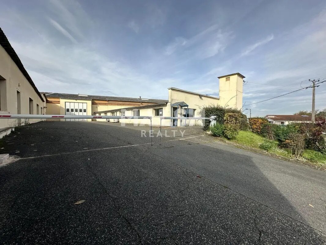 Local d'activités dans Jassans-Riottier à vendre Photo de l’immeuble– Image 1 sur 13