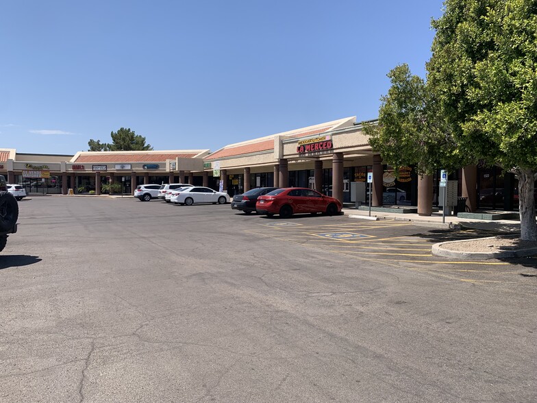 855 W University Dr, Mesa, AZ à louer - Photo de l’immeuble – Image 3 sur 6