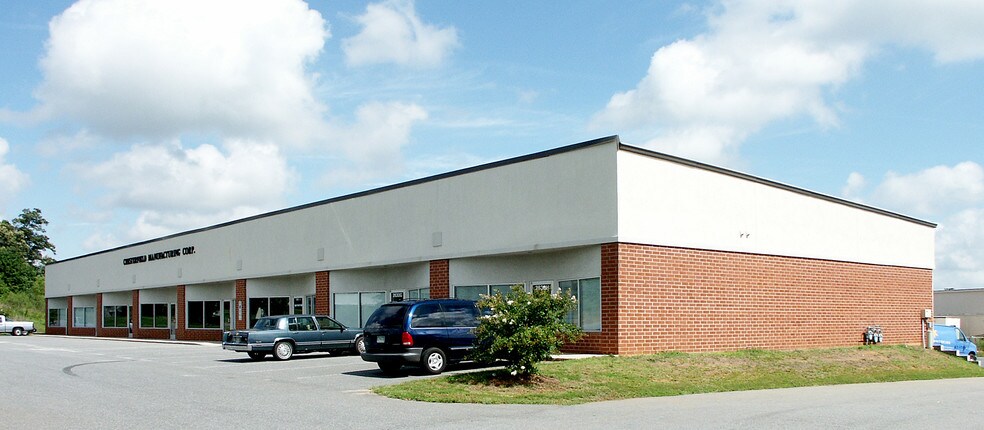 2630 Nelda Dr, Monroe, NC à vendre - Photo de l’immeuble – Image 2 sur 3