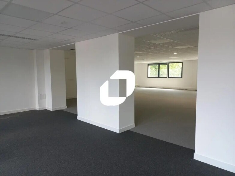 Bureau dans VILLENEUVE-D'ASCQ à louer - Photo de l’immeuble – Image 3 sur 10