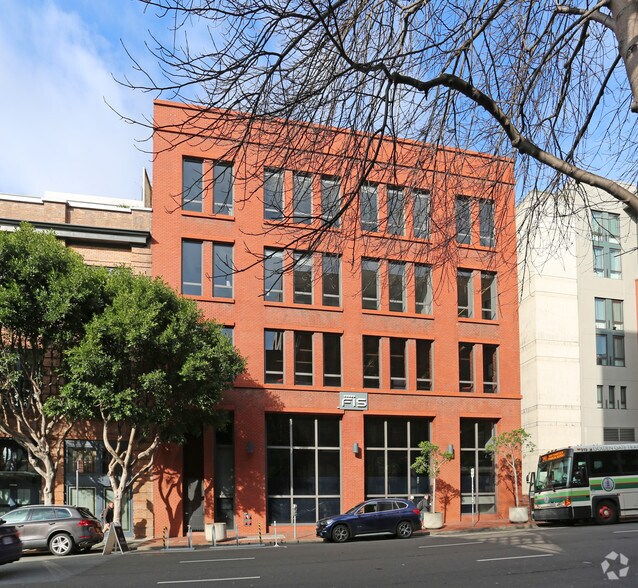 735 Battery St, San Francisco, CA à louer - Photo de l’immeuble – Image 3 sur 19