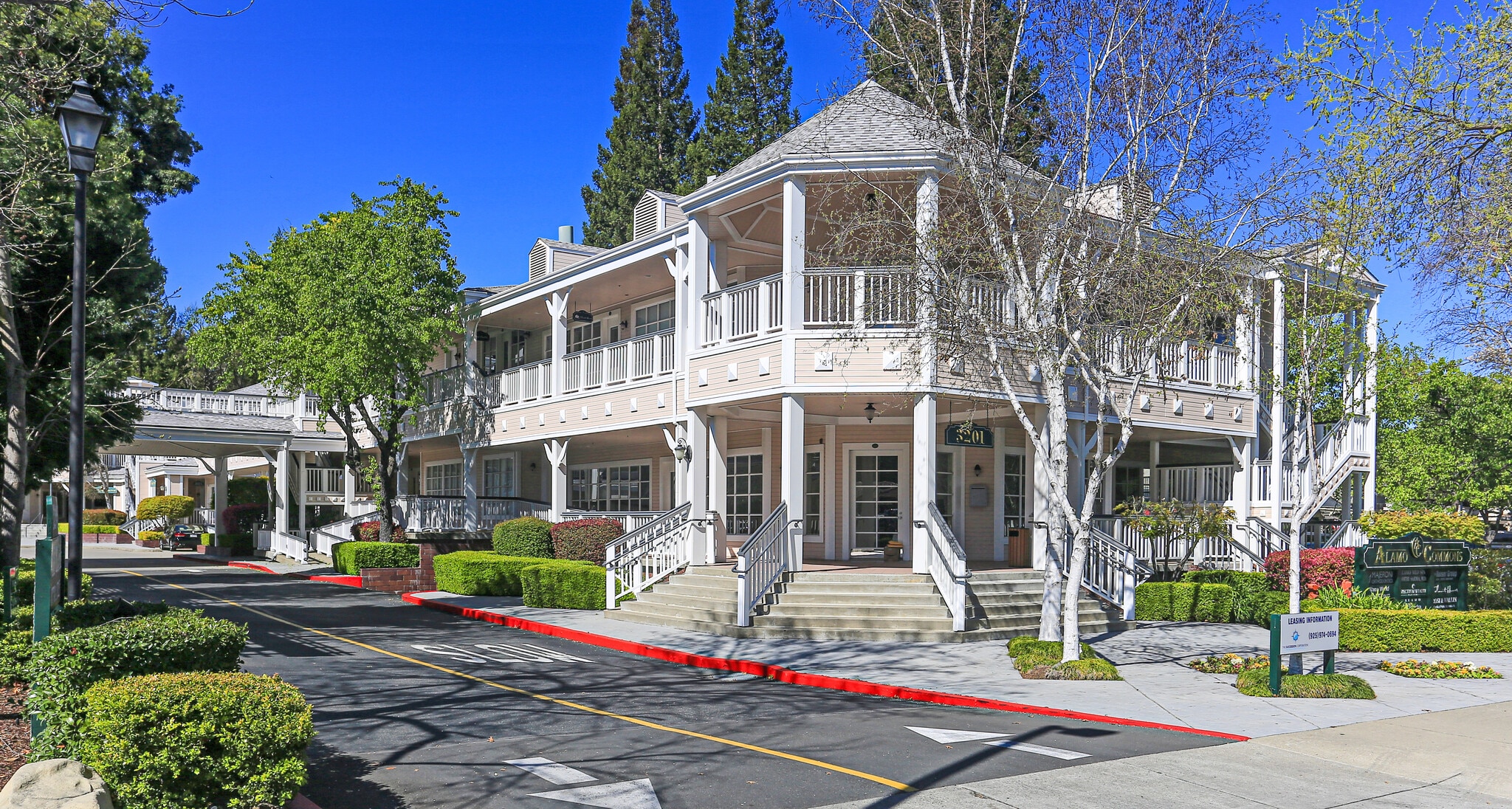 3201 Danville Blvd, Alamo, CA à louer Photo principale– Image 1 sur 7