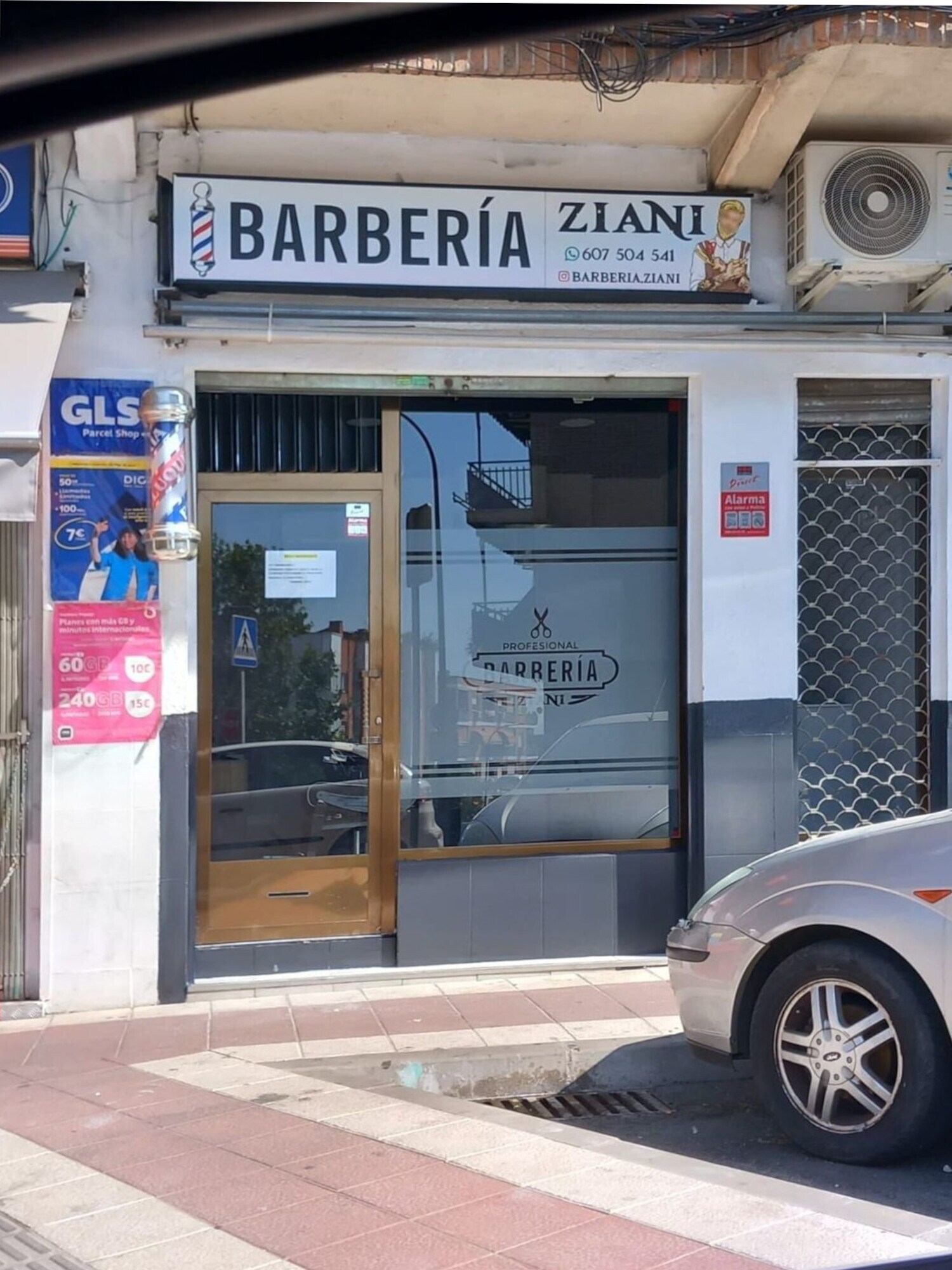 Local commercial dans San Sebastián de los Reyes, Madrid à louer Photo principale– Image 1 sur 2