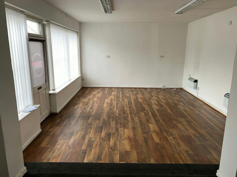5B Chapel Rd, Warrington à louer - Photo de l’immeuble – Image 3 sur 5