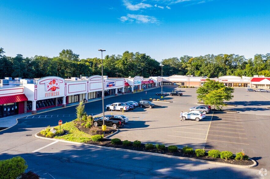 1400-1450 Altamont Ave, Schenectady, NY à louer - Photo de l’immeuble – Image 3 sur 12