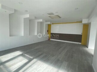 Plus de détails pour Local commercial à louer